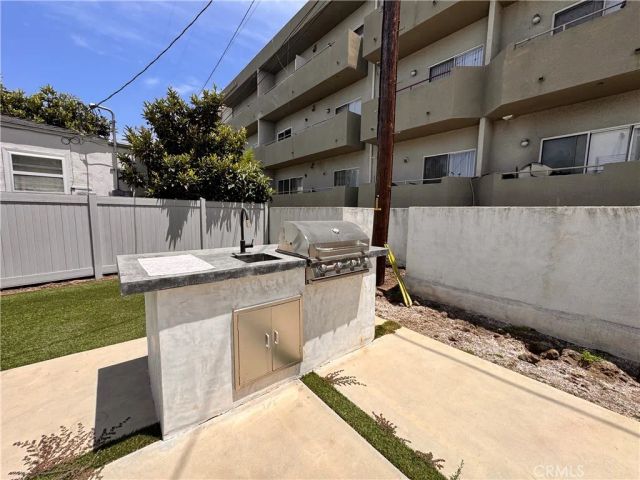 11230 Pickford, Los Angeles, CA 90064