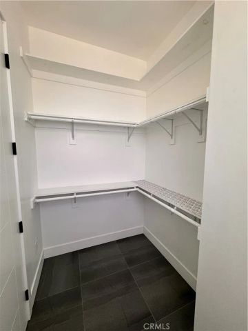 11230 Pickford, Los Angeles, CA 90064