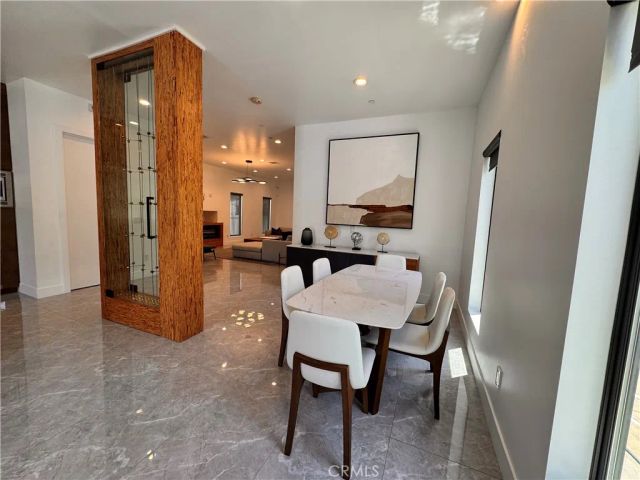 11230 Pickford, Los Angeles, CA 90064