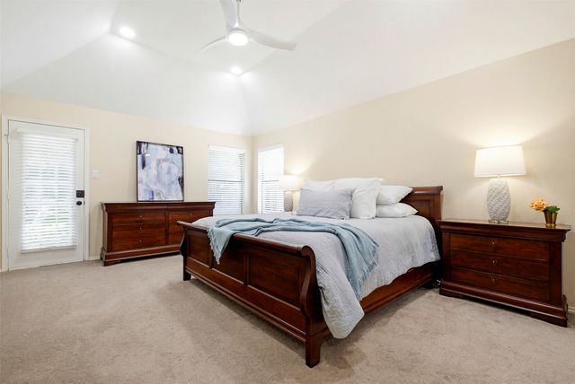6704 Saddle Ridge Road, Arlington, TX 76016