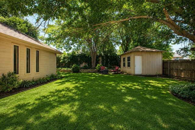 6704 Saddle Ridge Road, Arlington, TX 76016