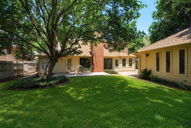 6704 Saddle Ridge Road, Arlington, TX 76016