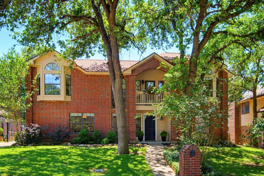 6704 Saddle Ridge Road, Arlington, TX 76016