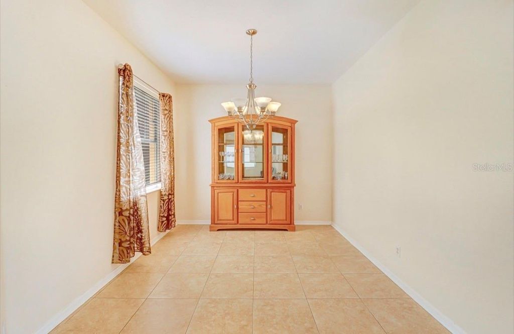 Image 18 of property listing at 9312 LOGWOOD COURT, Tampa, FL 33647