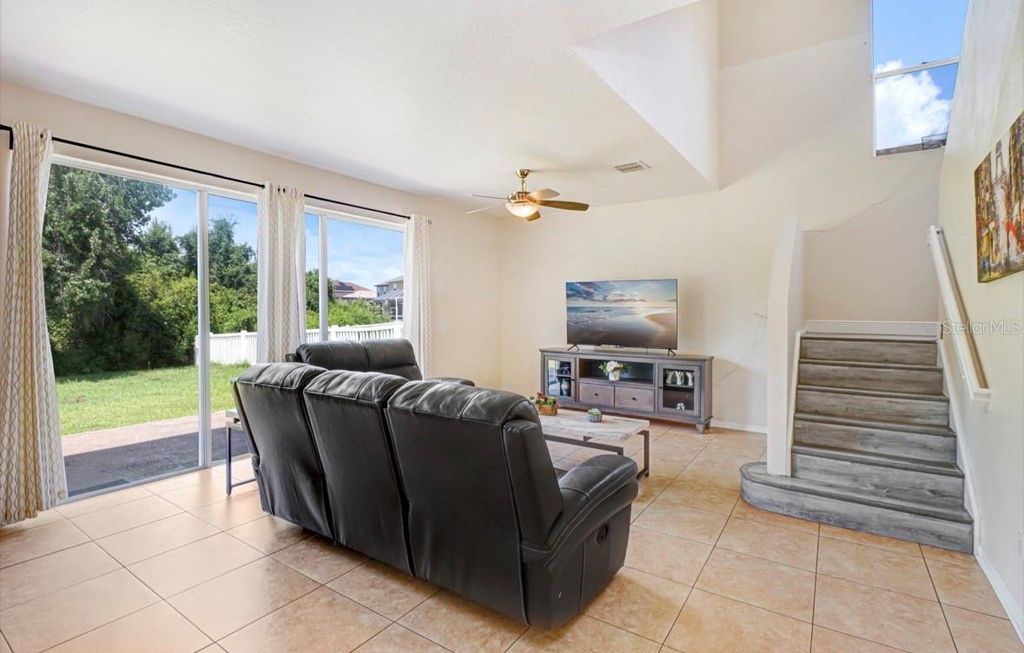 Image 22 of property listing at 9312 LOGWOOD COURT, Tampa, FL 33647