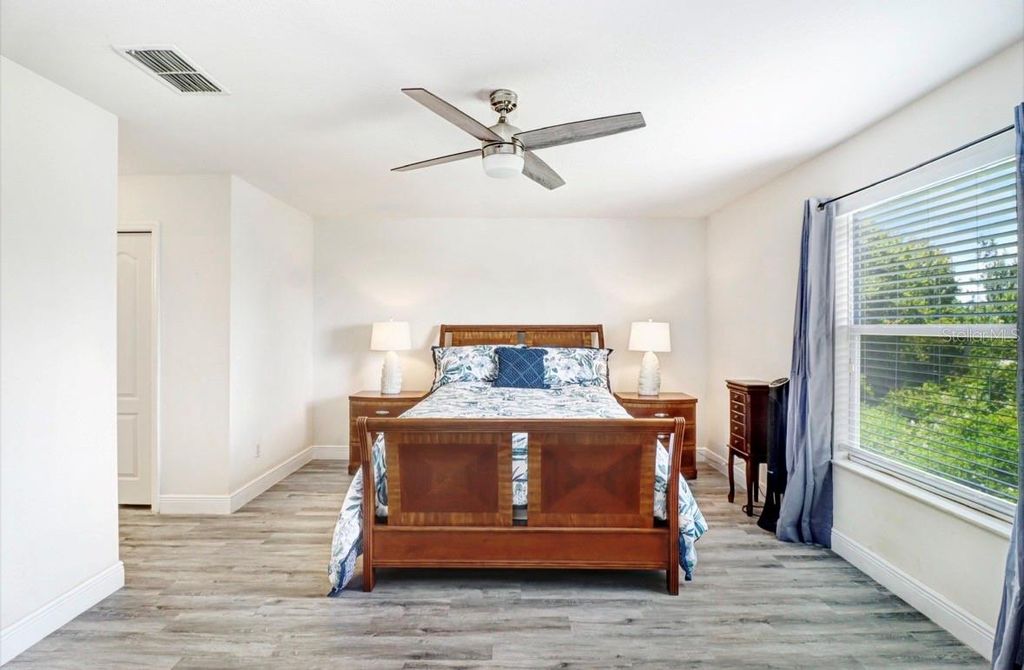 Image 23 of property listing at 9312 LOGWOOD COURT, Tampa, FL 33647