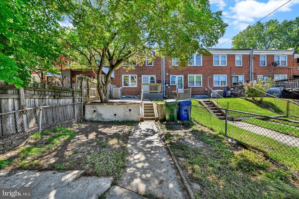 Image 13 of property listing at 5422 BUCKNELL RD, Baltimore, MD 21206