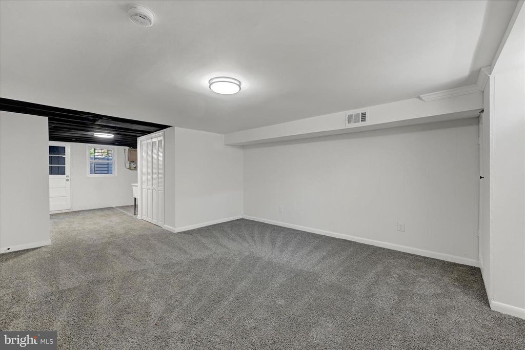 Image 23 of property listing at 5422 BUCKNELL RD, Baltimore, MD 21206
