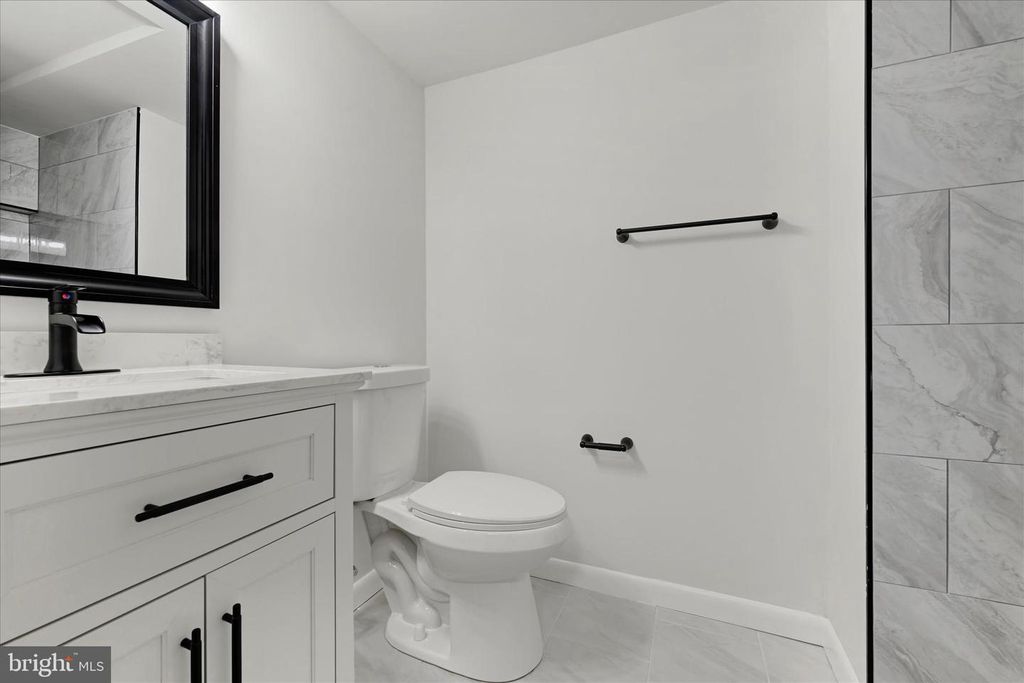 Image 24 of property listing at 5422 BUCKNELL RD, Baltimore, MD 21206