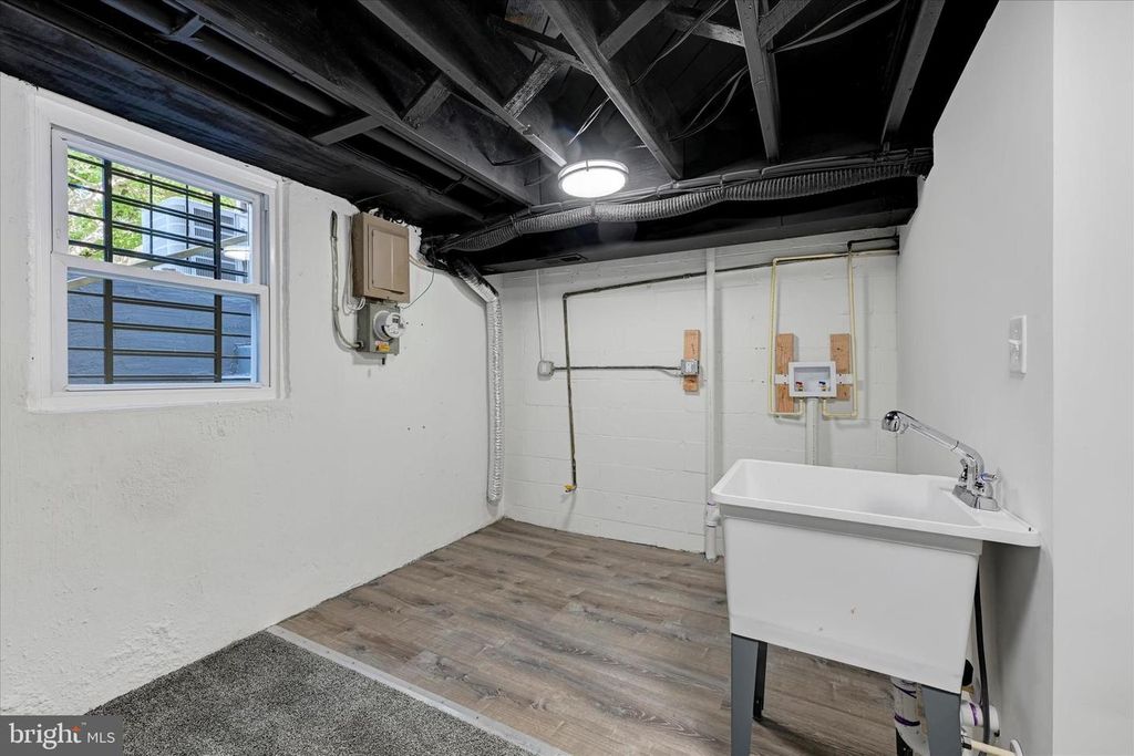 Image 26 of property listing at 5422 BUCKNELL RD, Baltimore, MD 21206