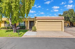 2116 W CLAREMONT Street, Phoenix, AZ 85015