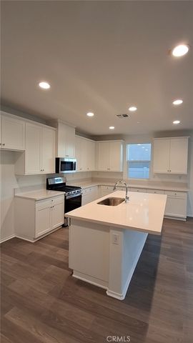 266 Planter Court, Hemet, CA 92543