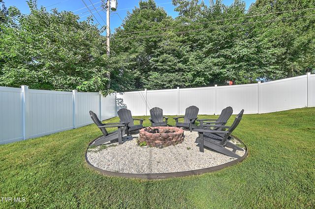 1348 Bridwell Street, Kingsport, TN 37664