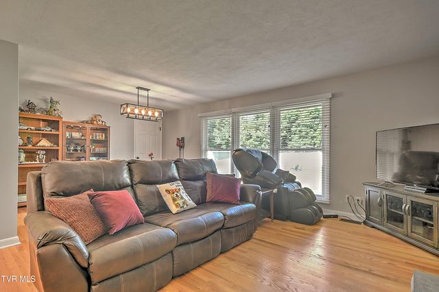 1348 Bridwell Street, Kingsport, TN 37664