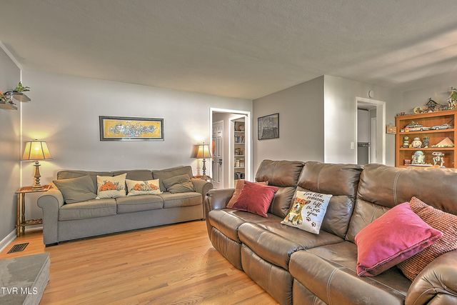 1348 Bridwell Street, Kingsport, TN 37664