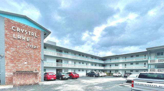1021 Crystal Lake Drive 315, Deerfield Beach, FL 33064