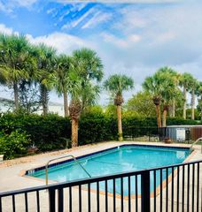 1021 Crystal Lake Drive 315, Deerfield Beach, FL 33064