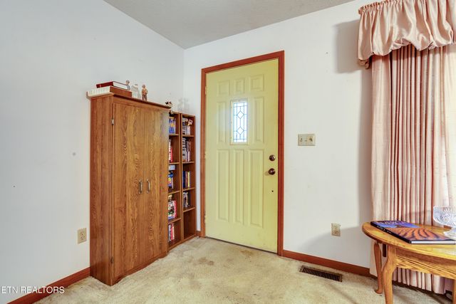 375 Rainbow Rd, Sevierville, TN 37862