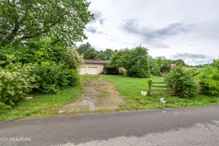 375 Rainbow Rd, Sevierville, TN 37862