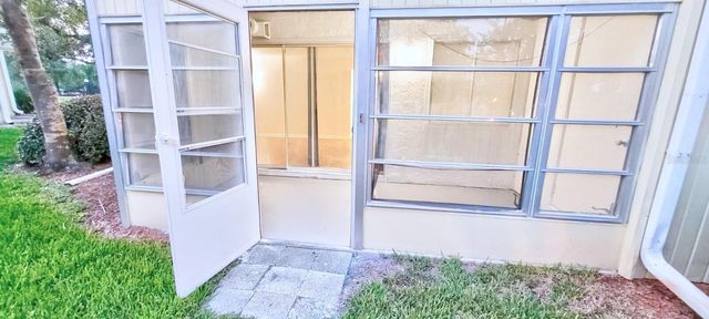 545 FAIRWAYS DRIVE A, Ocala, FL 34472