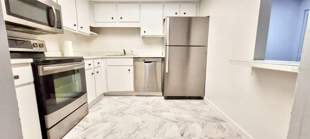 545 FAIRWAYS DRIVE A, Ocala, FL 34472