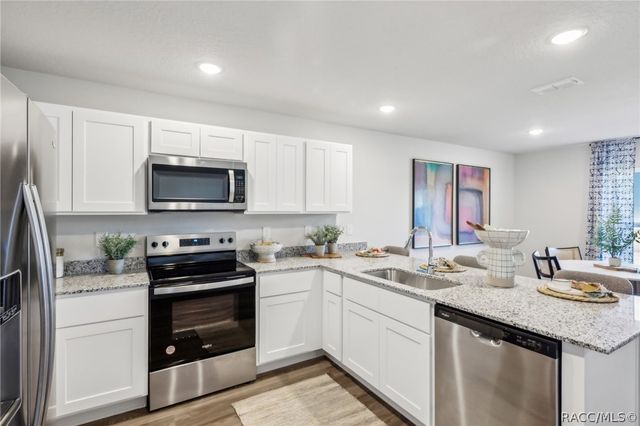8110 N ELKCAM Boulevard, Citrus Springs, FL 34433