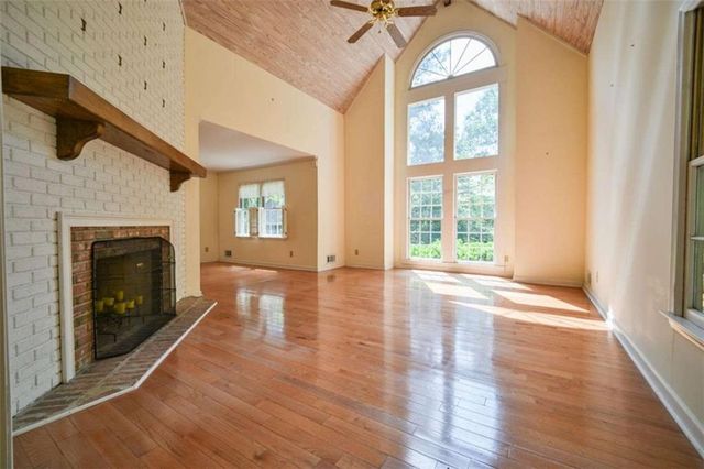 3189 Spring Lake Dr NE, Conyers, GA 30013
