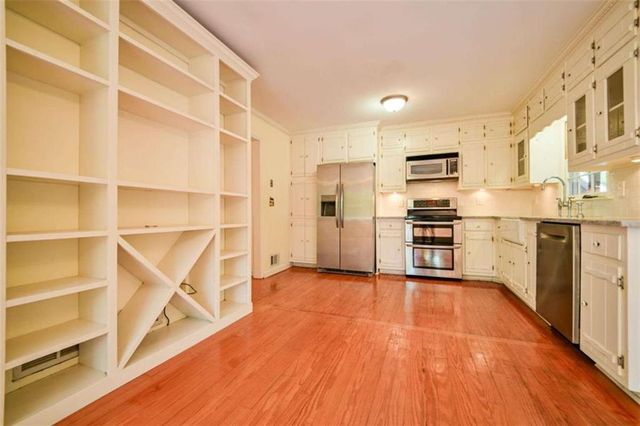 3189 Spring Lake Dr NE, Conyers, GA 30013