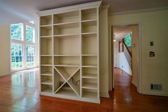 3189 Spring Lake Dr NE, Conyers, GA 30013