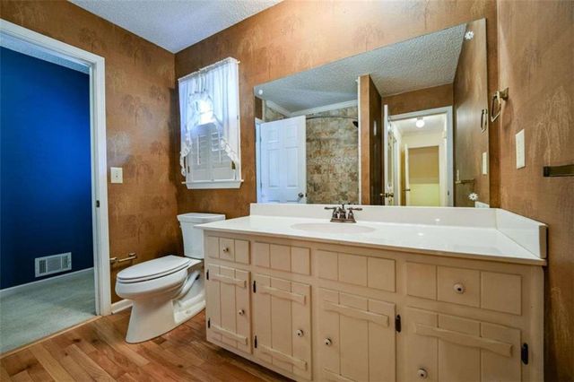 3189 Spring Lake Dr NE, Conyers, GA 30013