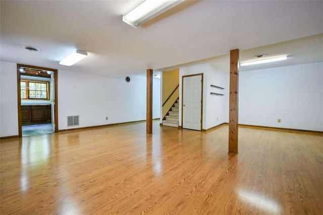 3189 Spring Lake Dr NE, Conyers, GA 30013