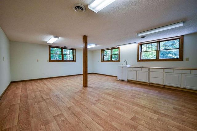 3189 Spring Lake Dr NE, Conyers, GA 30013