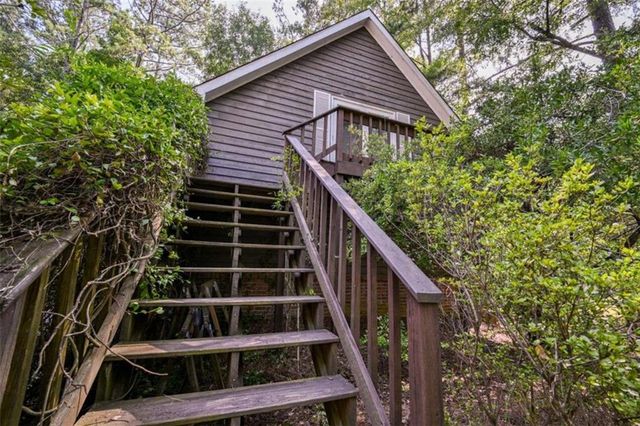 3189 Spring Lake Dr NE, Conyers, GA 30013