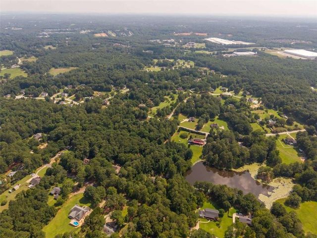 3189 Spring Lake Dr NE, Conyers, GA 30013