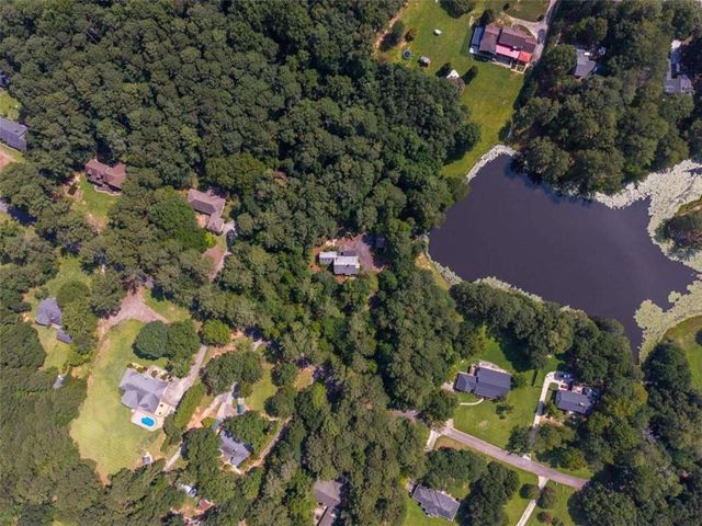 3189 Spring Lake Dr NE, Conyers, GA 30013