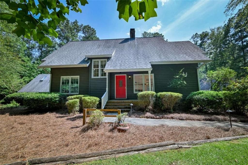 3189 Spring Lake Dr NE, Conyers, GA 30013