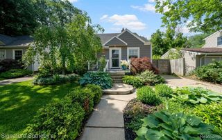 2420 Harwood Avenue, Royal Oak, MI 48067