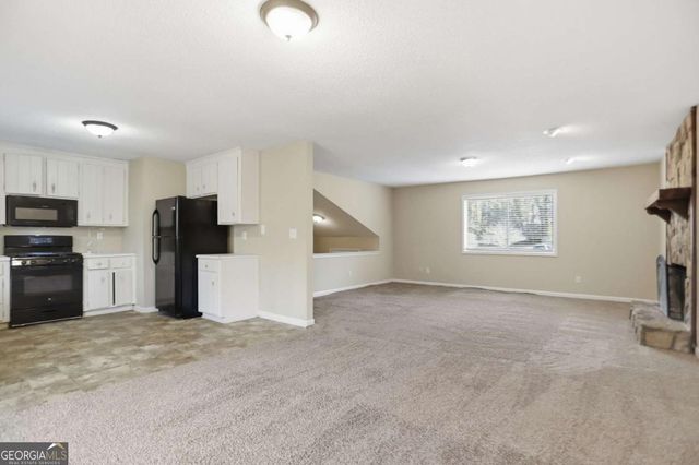 4899 Hawk Trail NE, Marietta, GA 30066