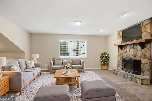 4899 Hawk Trail NE, Marietta, GA 30066