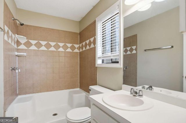 4899 Hawk Trail NE, Marietta, GA 30066