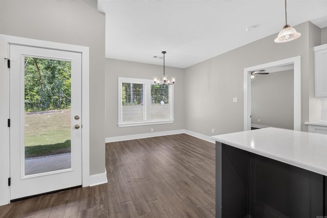 5009 Springwood Circle, Bryant, AR 72022
