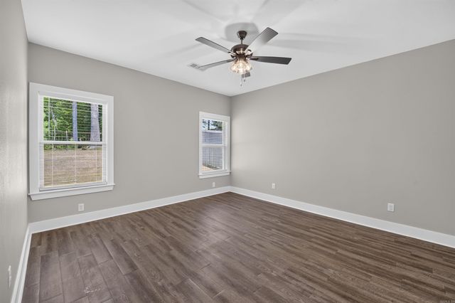 5009 Springwood Circle, Bryant, AR 72022