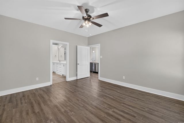5009 Springwood Circle, Bryant, AR 72022