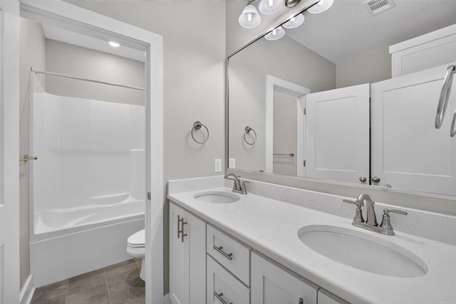 5009 Springwood Circle, Bryant, AR 72022