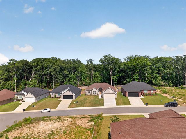 5009 Springwood Circle, Bryant, AR 72022