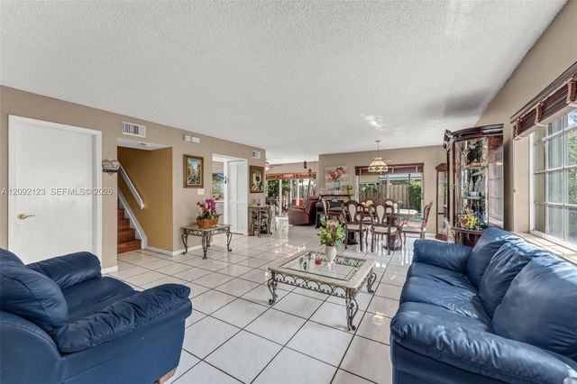 15362 SW 39th Lane, Miami, FL 33185