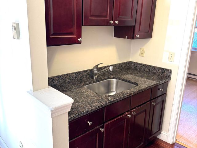 83 Cricketbrook Avenue, Dover, NH 03820