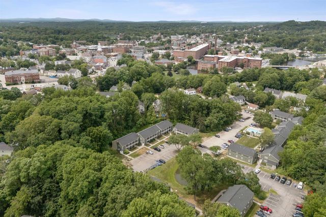 83 Cricketbrook Avenue, Dover, NH 03820