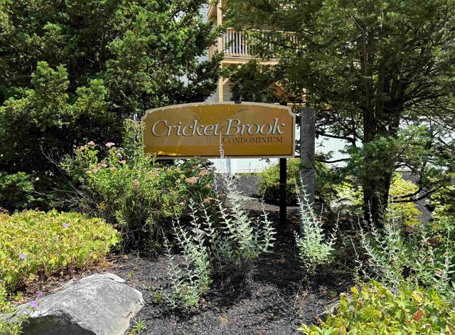 83 Cricketbrook Avenue, Dover, NH 03820