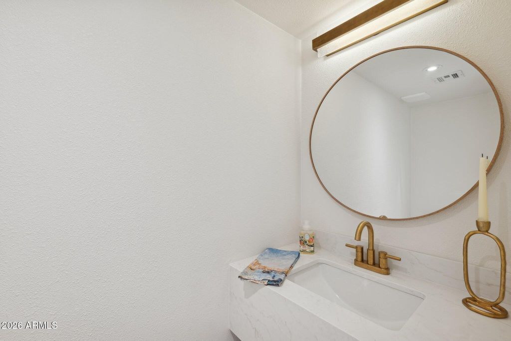 Image 23 of property listing at 4800 N 68TH Street 162, Scottsdale, AZ 85251